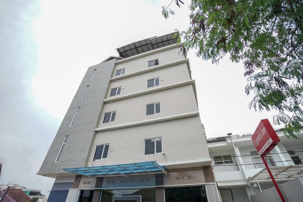Oyo 616 Express Inn Palembang Luaran gambar